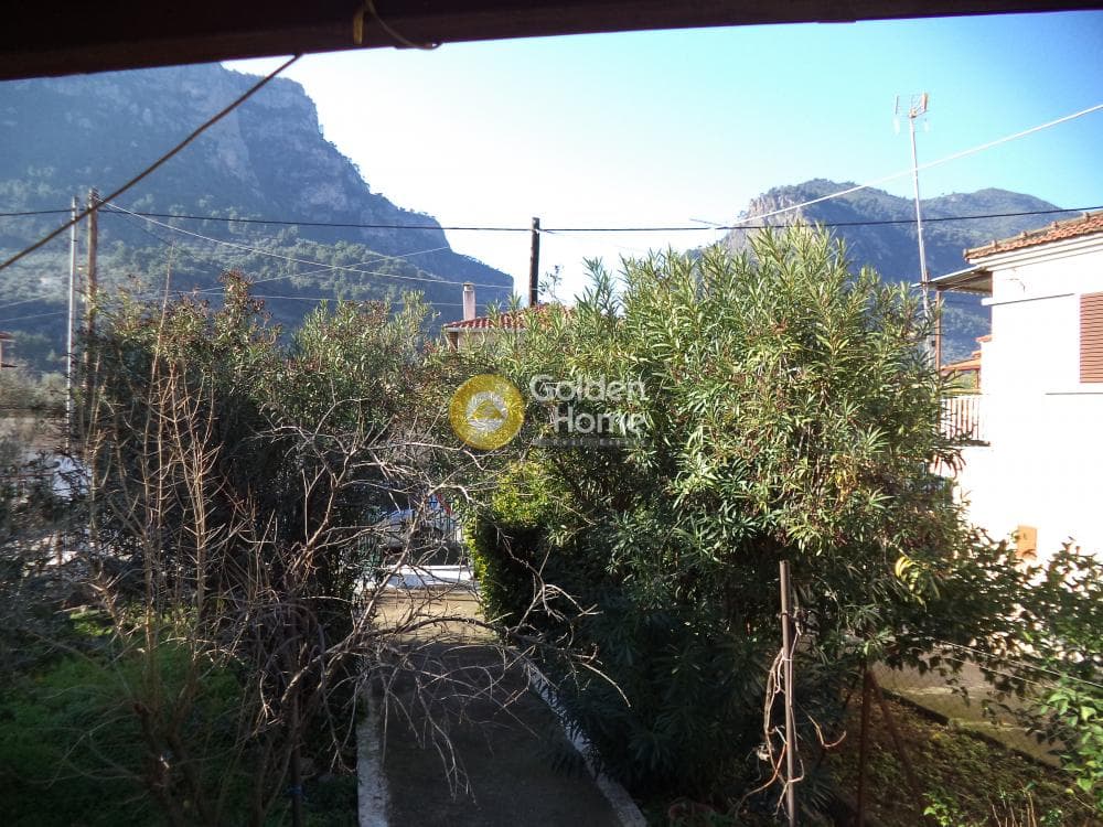House in Center, Diakopto — Photo 10 of 10