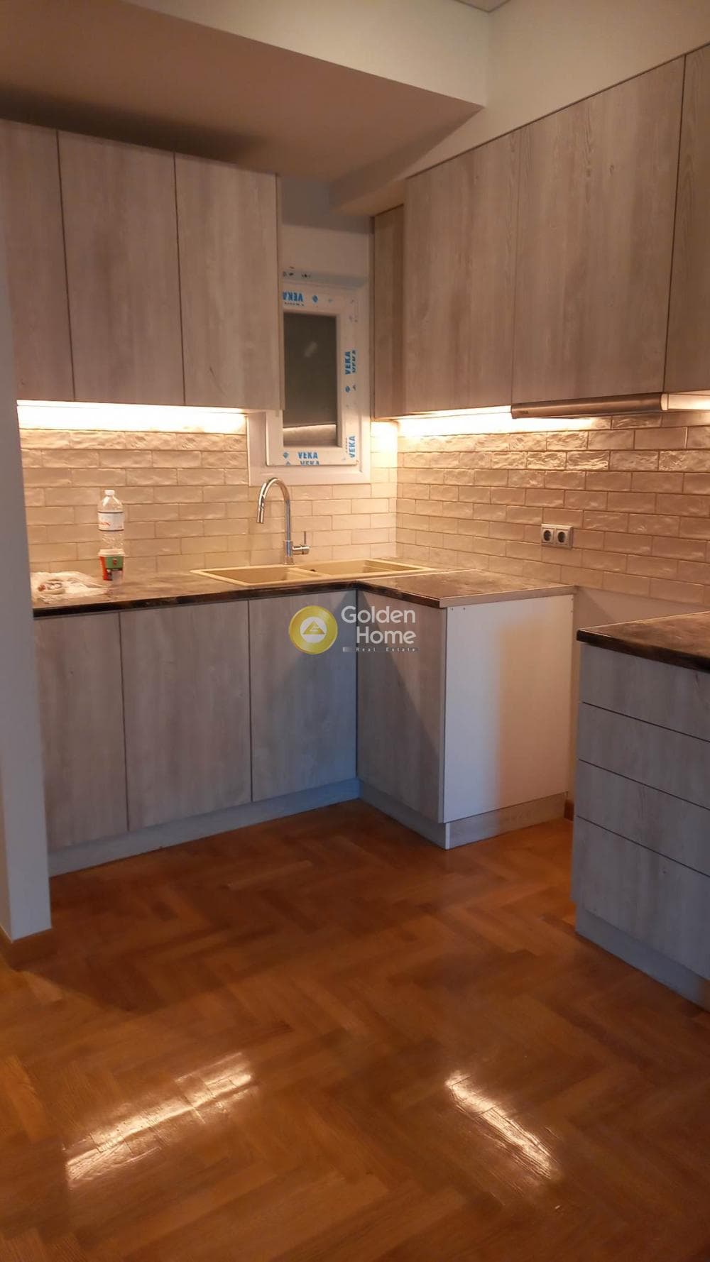 Apartment in Agios Ioannis, Neos Kosmos — Photo 19 of 28