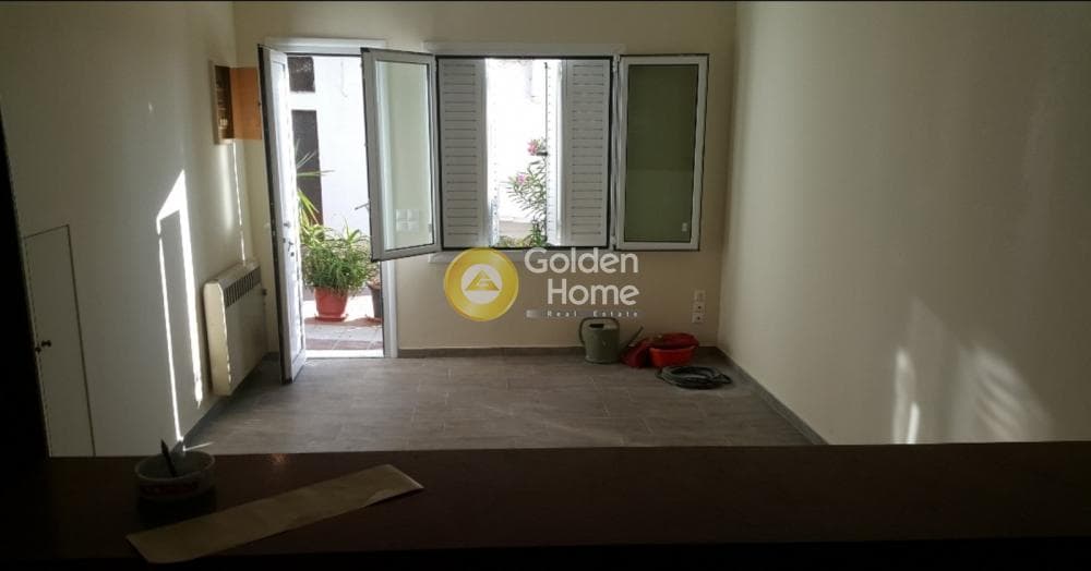 House in Center, Rafina — Photo 1 of 30