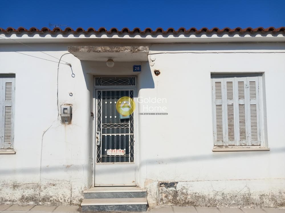 House in Center, Aigio — Photo 1 of 5