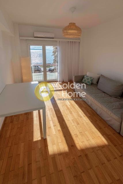 Apartment in Piraiki, Piraeus — Photo 13 of 37