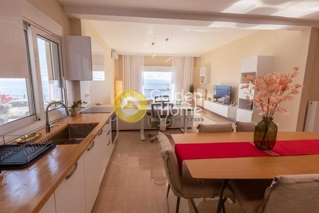 Apartment in Piraiki, Piraeus — Photo 2 of 37