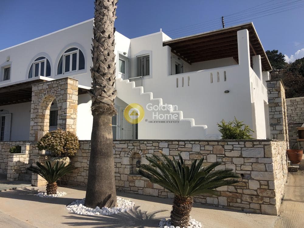 House in Sarakiniko, Paros — Photo 11 of 25