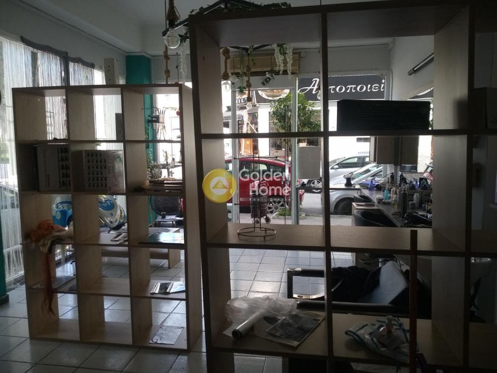 Retail Store in Agia Sofia, Piraeus — Photo 3 of 9