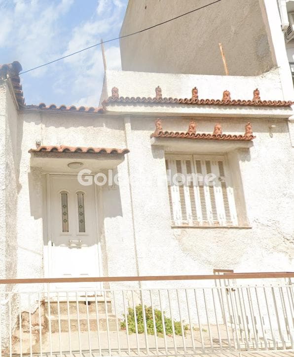 Building Plot in Maniatika, Piraeus