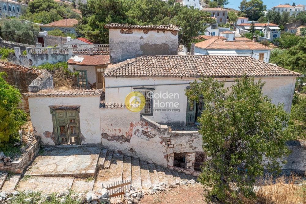 House in Moni Agias Efpraxias, Hydra — Photo 14 of 16
