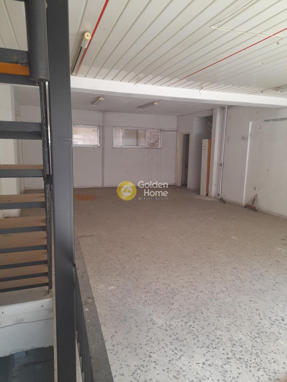 Retail Store in Diilistiria, Piraeus — Photo 3 of 6