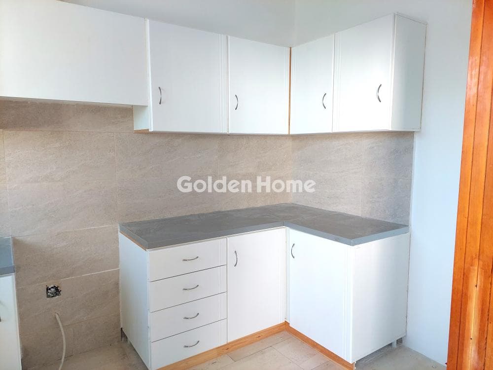 Apartment in Agia Anna, Chalandri — Photo 2 of 11
