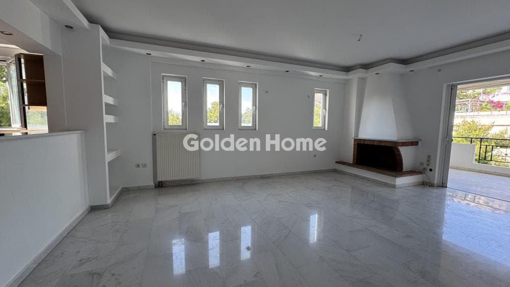 Apartment in Center, Vouliagmeni — Photo 3 of 28