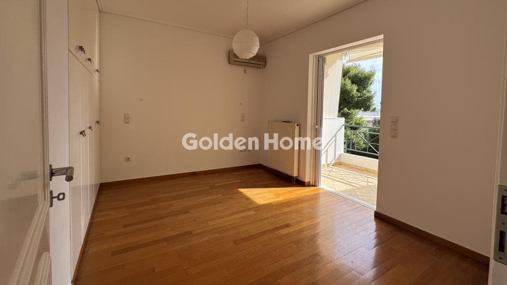 Apartment in Center, Vouliagmeni — Photo 11 of 28