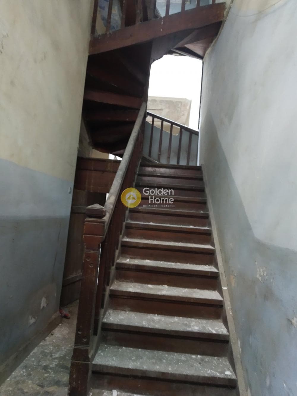 House in Pasalimani, Piraeus — Photo 1 of 2