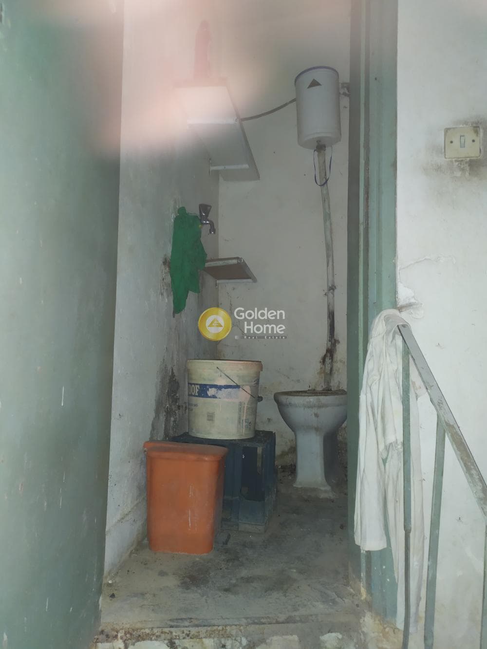 Retail Store in Oria Imittou, Pagkrati — Photo 11 of 15
