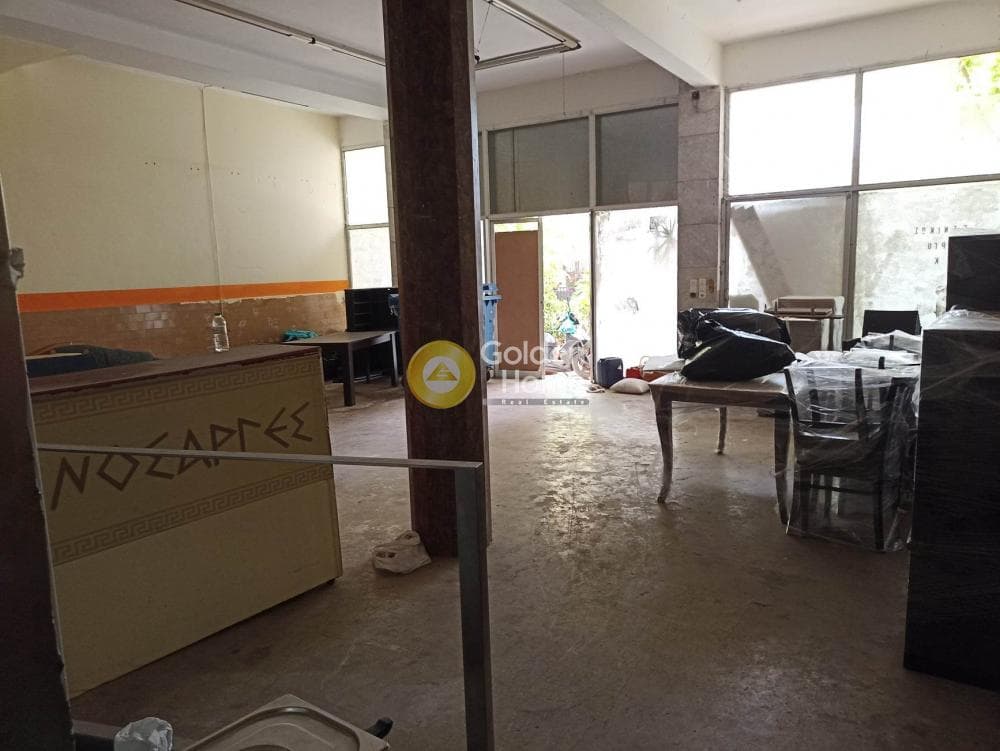 Apartment in Cemetery, Nikaia — Photo 2 of 5