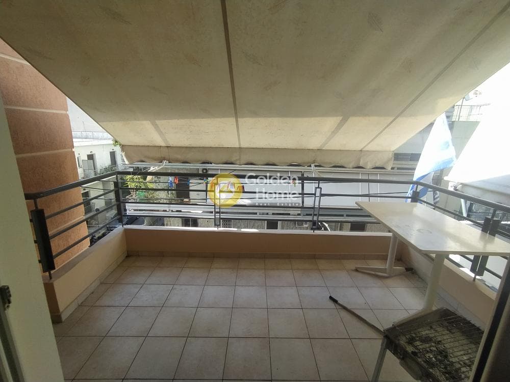 Apartment in Agia Sofia, Piraeus — Photo 1 of 9