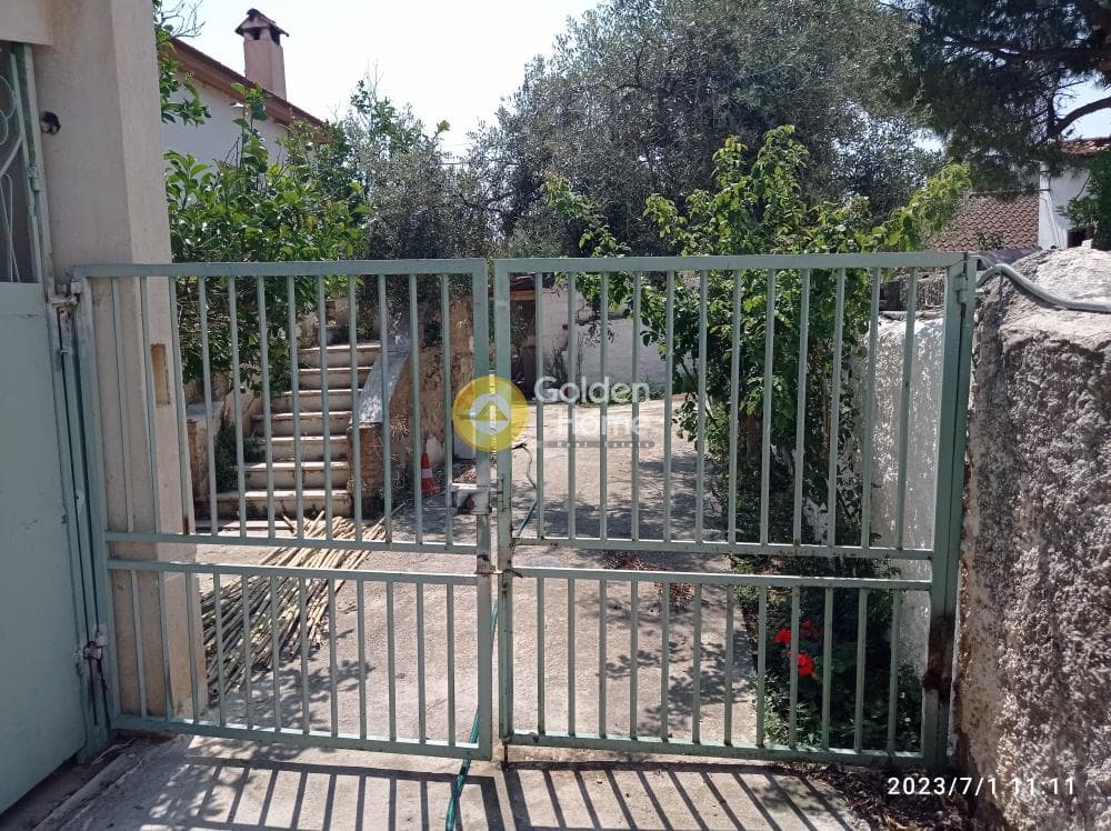 House in Center, Markopoulo — Photo 2 of 15