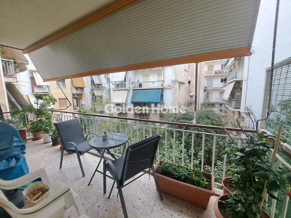 Apartment in Plateia Davaki, Kalithea — Photo 3 of 32