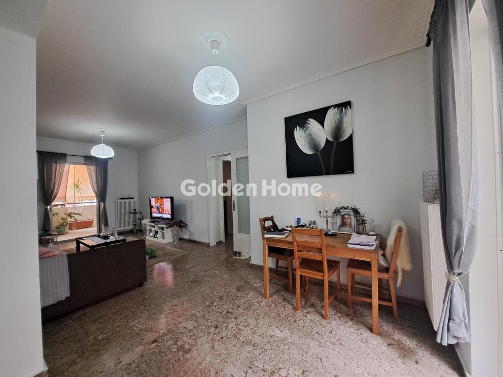 Apartment in Plateia Davaki, Kalithea — Photo 2 of 32