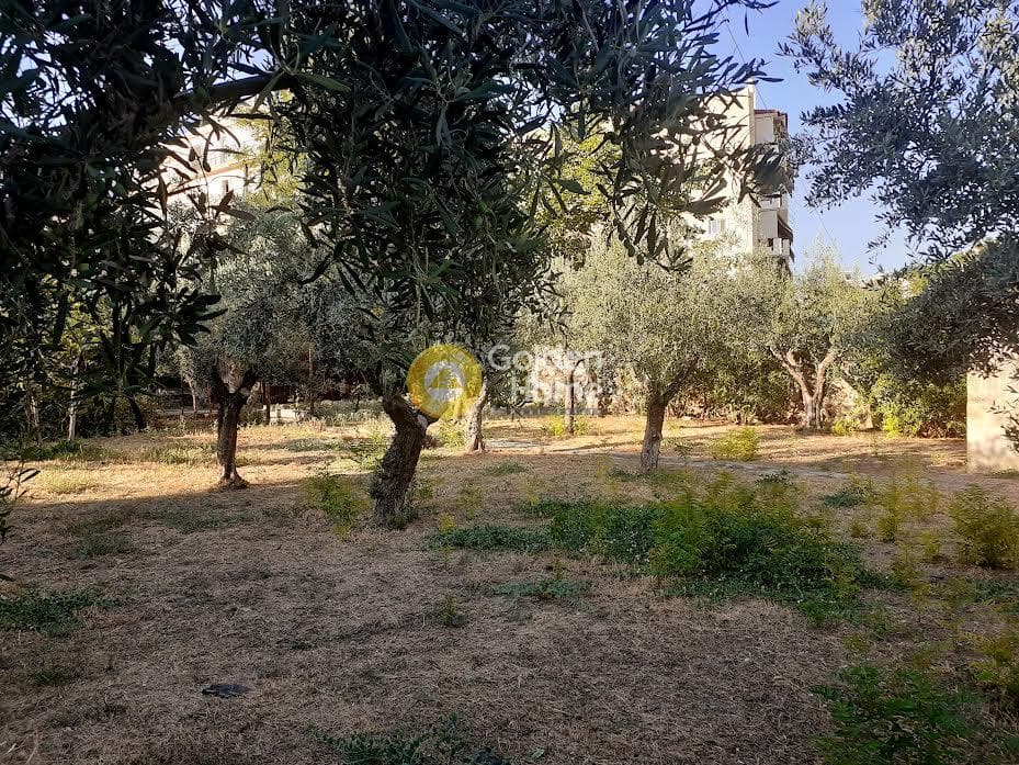 Οικόπεδο στην Κέντρο, Μεταμόρφωση — Φωτογραφία 1 από 7