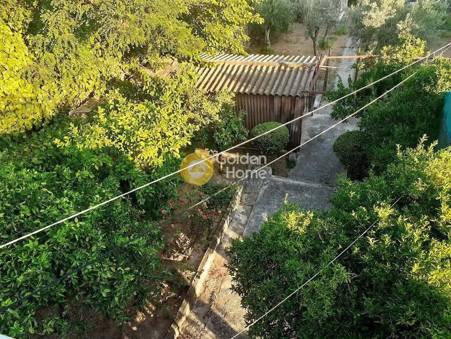 Οικόπεδο στην Κέντρο, Μεταμόρφωση — Φωτογραφία 2 από 7