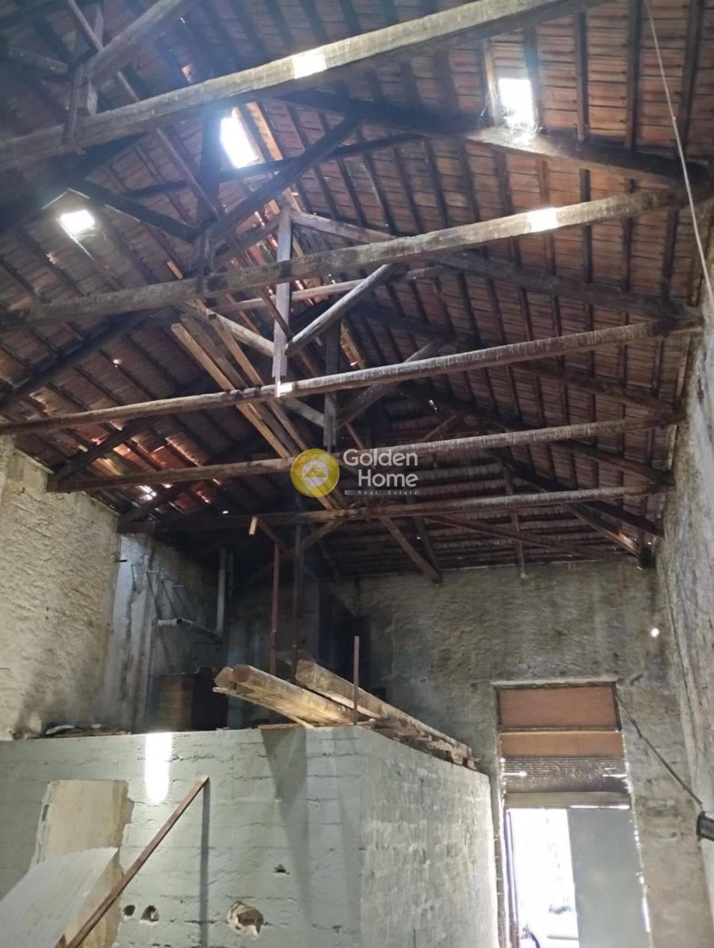 Industrial Space in Maniatika, Piraeus — Photo 1 of 11