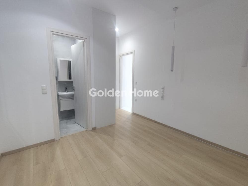 Apartment in Center, Voula — Photo 7 of 14