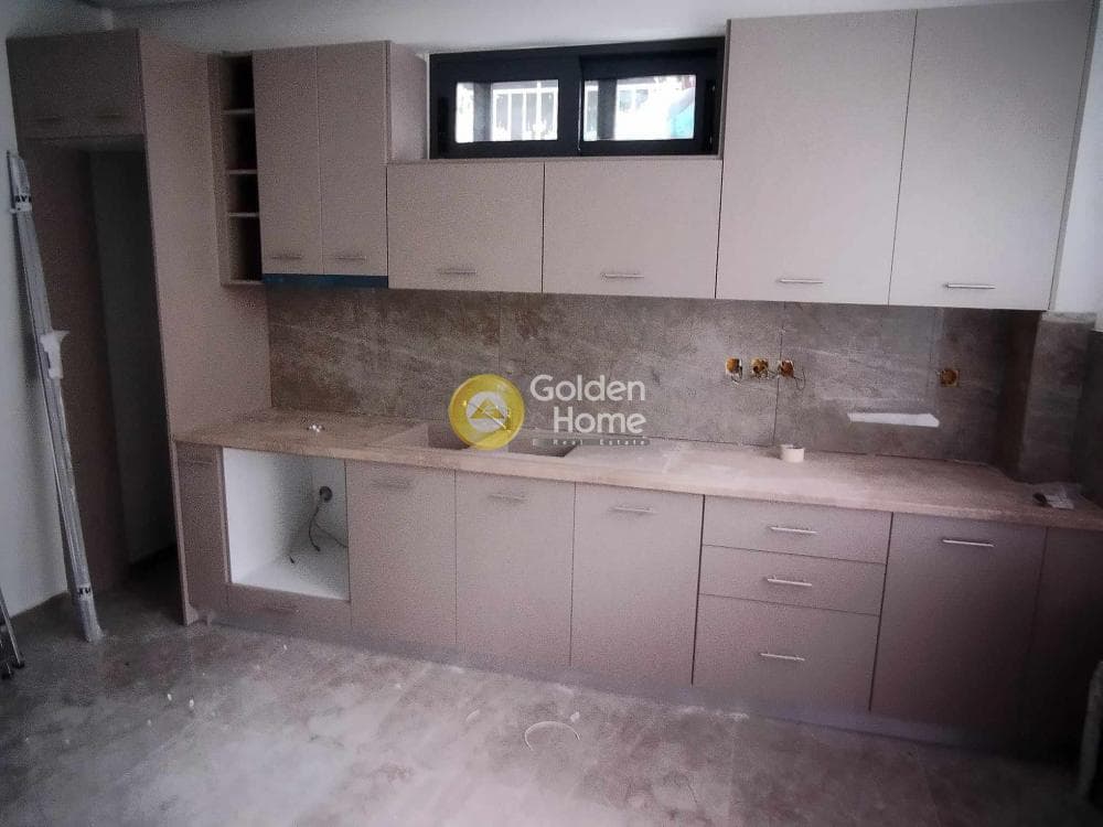 Apartment in Evaggelistria, Nikaia — Photo 1 of 12