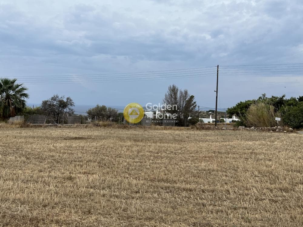 Building Plot in Aliki, Paros — Photo 1 of 3