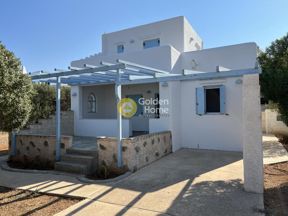 House in Kampos, Paros — Photo 1 of 25