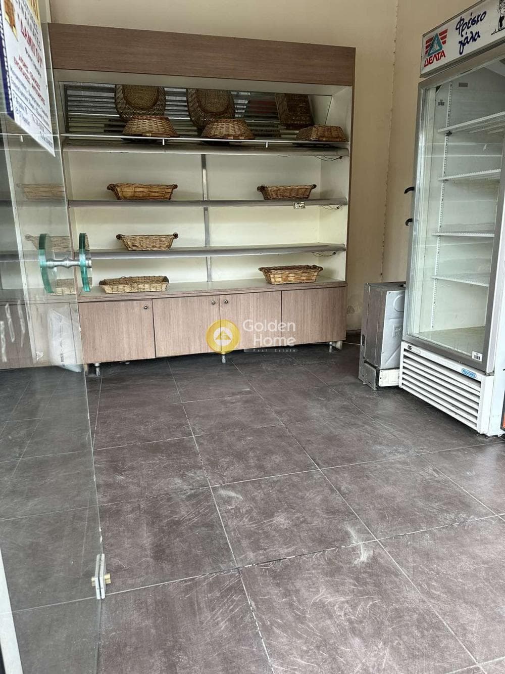 Κατάστημα στην Κοκκινόβραχος, Κερατσίνι — Φωτογραφία 2 από 7