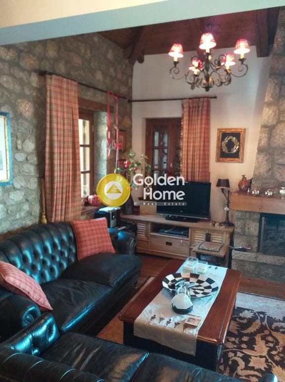 House in Arachova, Arachova — Photo 2 of 33