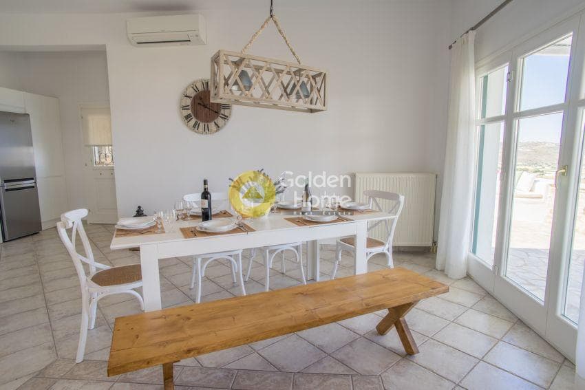 House in Paroikia, Paros — Photo 15 of 25