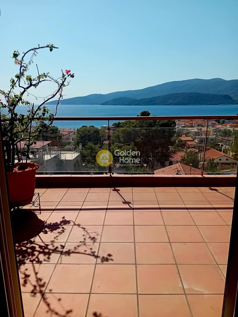 Μονοκατοικία στην Λουτρά Ωραίας Ελένης, Σαρωνικός — Φωτογραφία 1 από 44