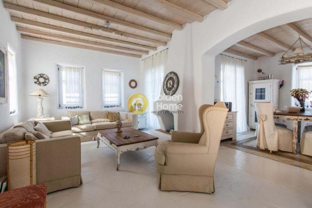 House in Kastro, Mykonos — Photo 2 of 5