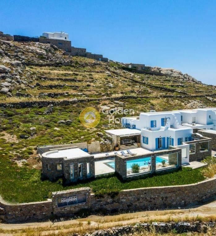 House in Kastro, Mykonos — Photo 1 of 5