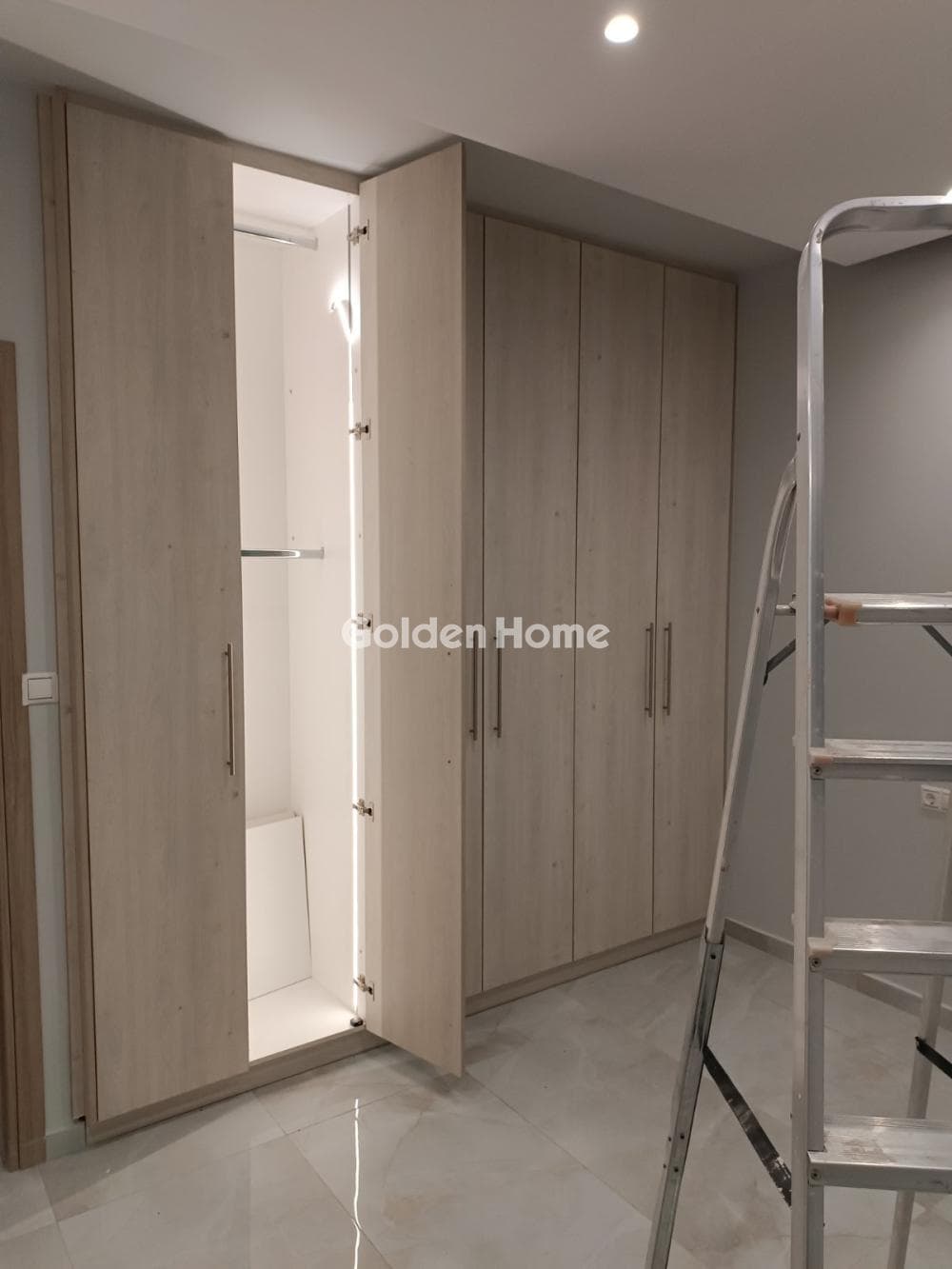 Apartment in Orio Agias Varvaras, Koridallos — Photo 9 of 16
