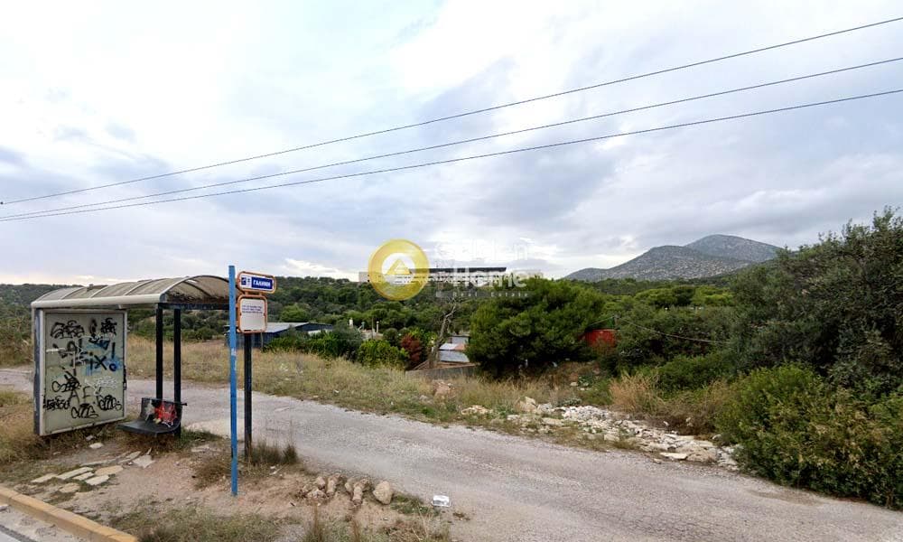 Αγροτεμάχιο στην Λαμπρικά, Κορωπί