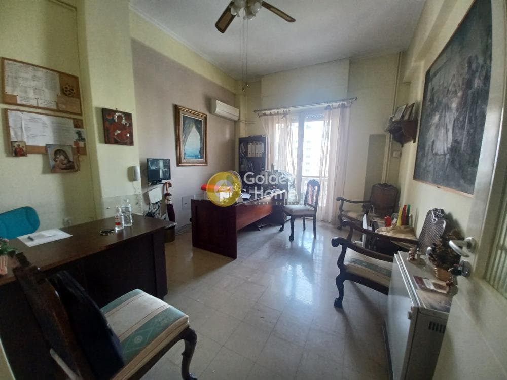 Apartment in Platia Kanigos, Exarchia - Neapoli — Photo 8 of 14