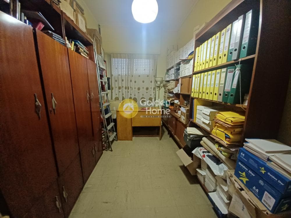 Apartment in Platia Kanigos, Exarchia - Neapoli — Photo 13 of 14