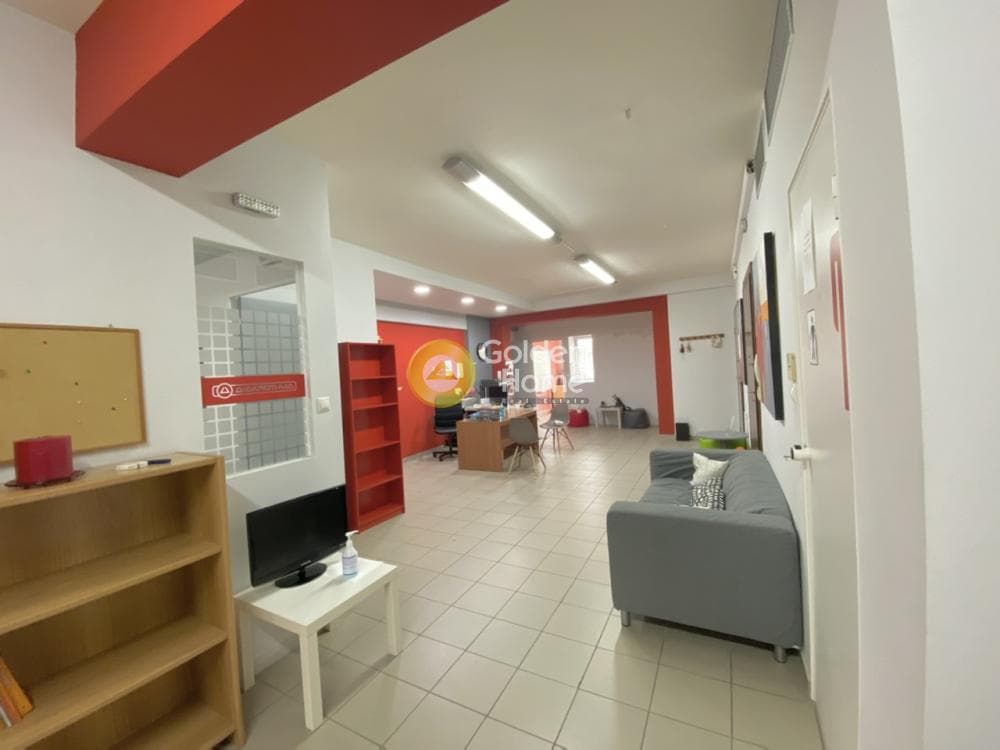 Apartment in Megala Sxoinia A, Acharnes — Photo 1 of 20