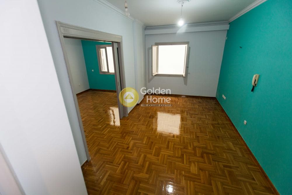 Apartment in Mouseio, Exarchia - Neapoli — Photo 1 of 19