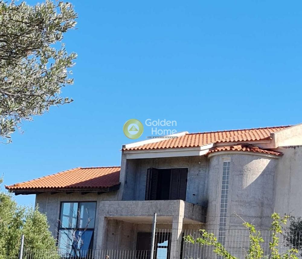 House in Center, Markopoulo — Photo 1 of 12