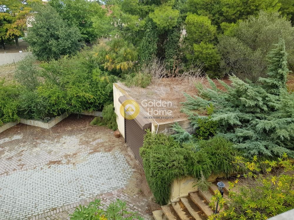 House in Center, Epanomi — Photo 22 of 23