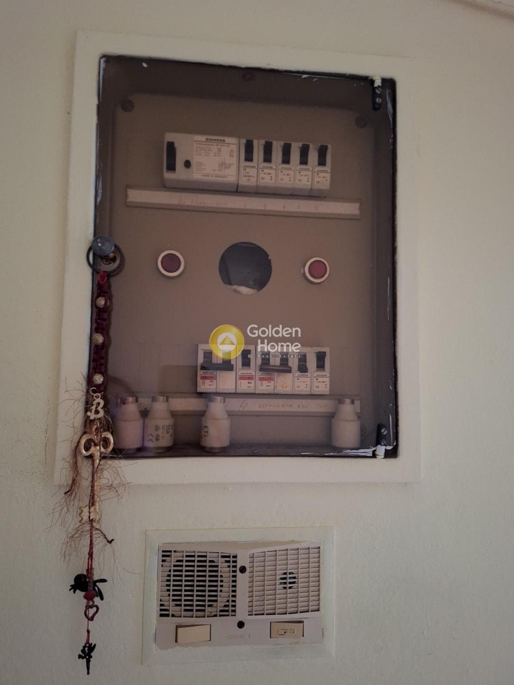 Apartment in Amfiali, Keratsini — Photo 15 of 16