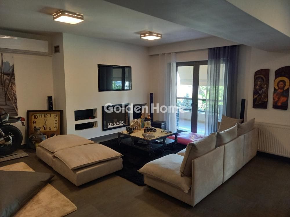 Apartment in Metamorfosi, Chalandri — Photo 2 of 21