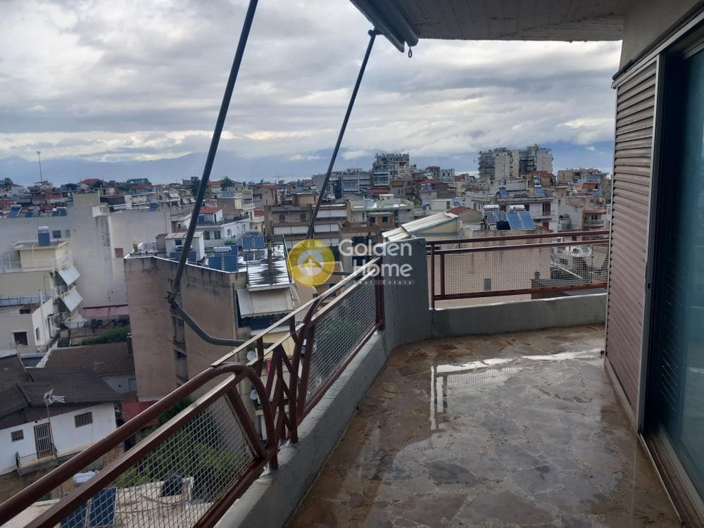 Apartment in Center, Aigio — Photo 3 of 8