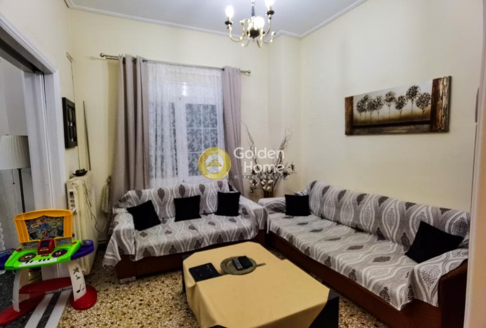 Apartment in Chatzikiriakeio, Piraeus — Photo 3 of 12