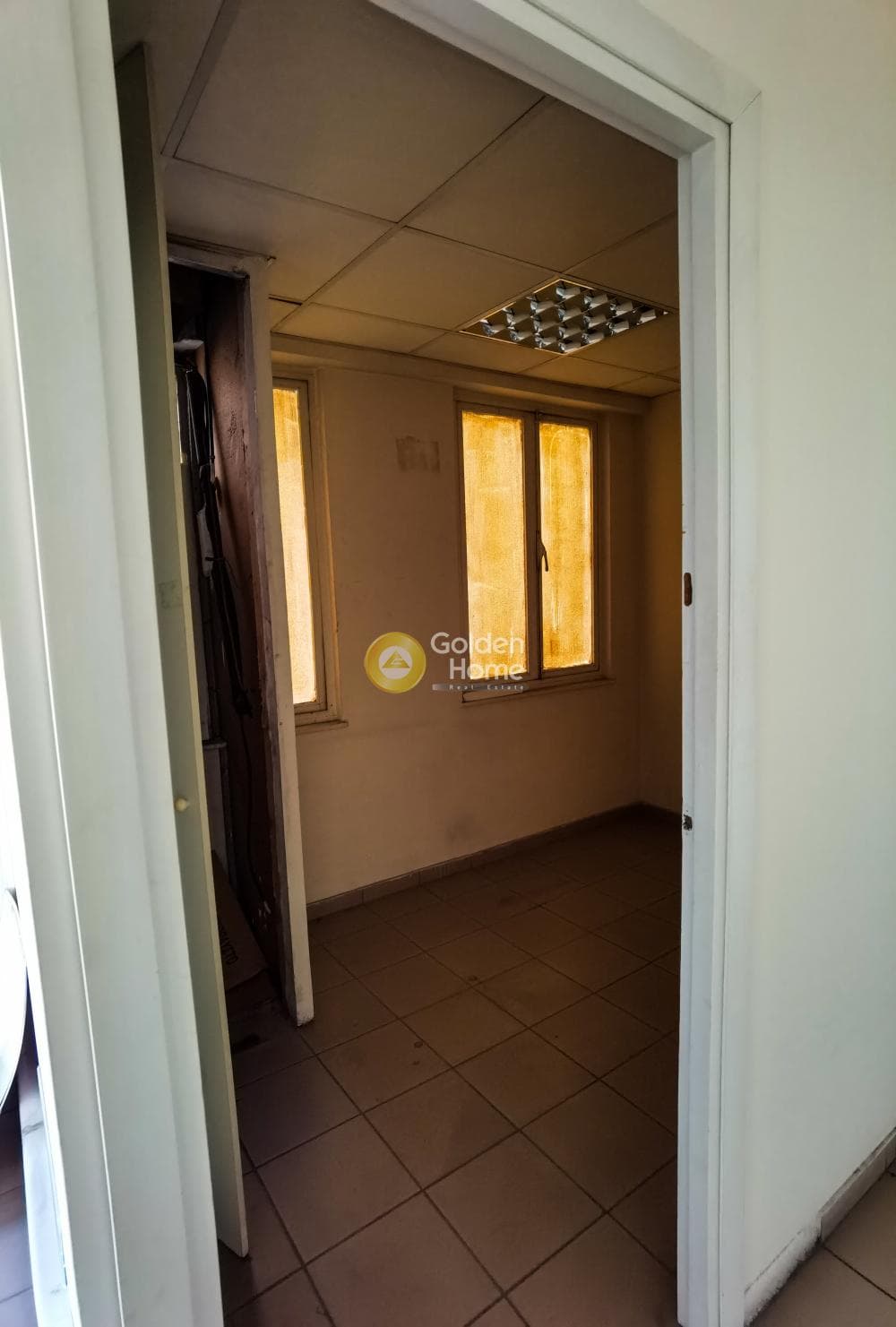 Office in Diilistiria, Piraeus — Photo 20 of 23