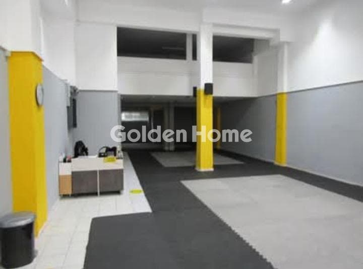 Retail Store in Charokopou, Kalithea — Photo 10 of 10