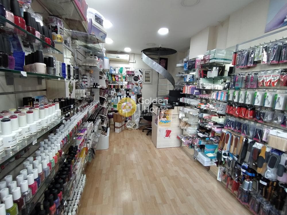 Κατάστημα στην Πολυτεχνείο, Εξάρχεια - Νεάπολη — Φωτογραφία 1 από 3