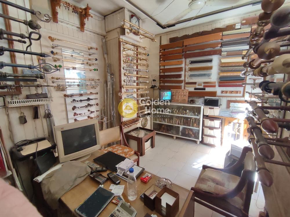 Retail Store in Lofos Sikelias, Neos Kosmos — Photo 11 of 19